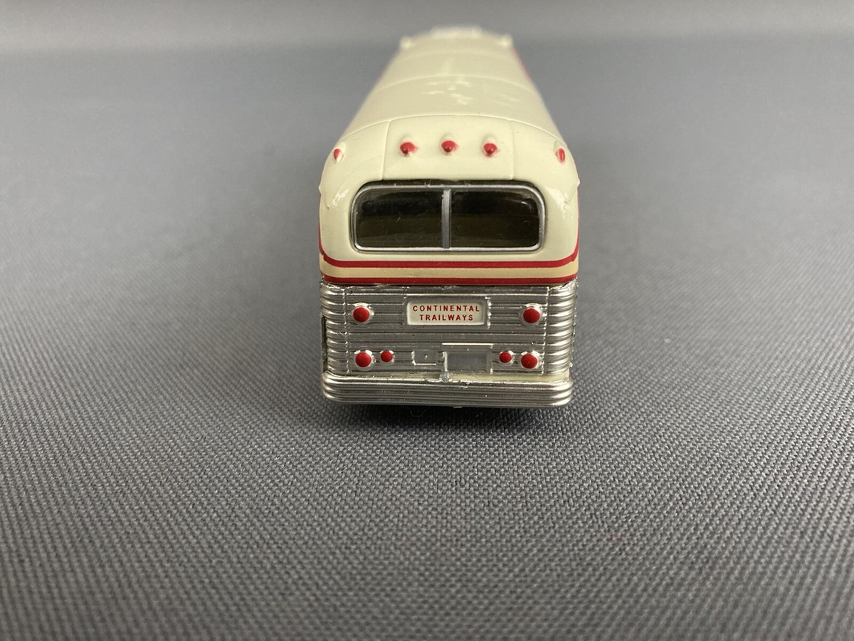 Classic Metal HO 1/87 Scale 1959 GM Continental Trailways