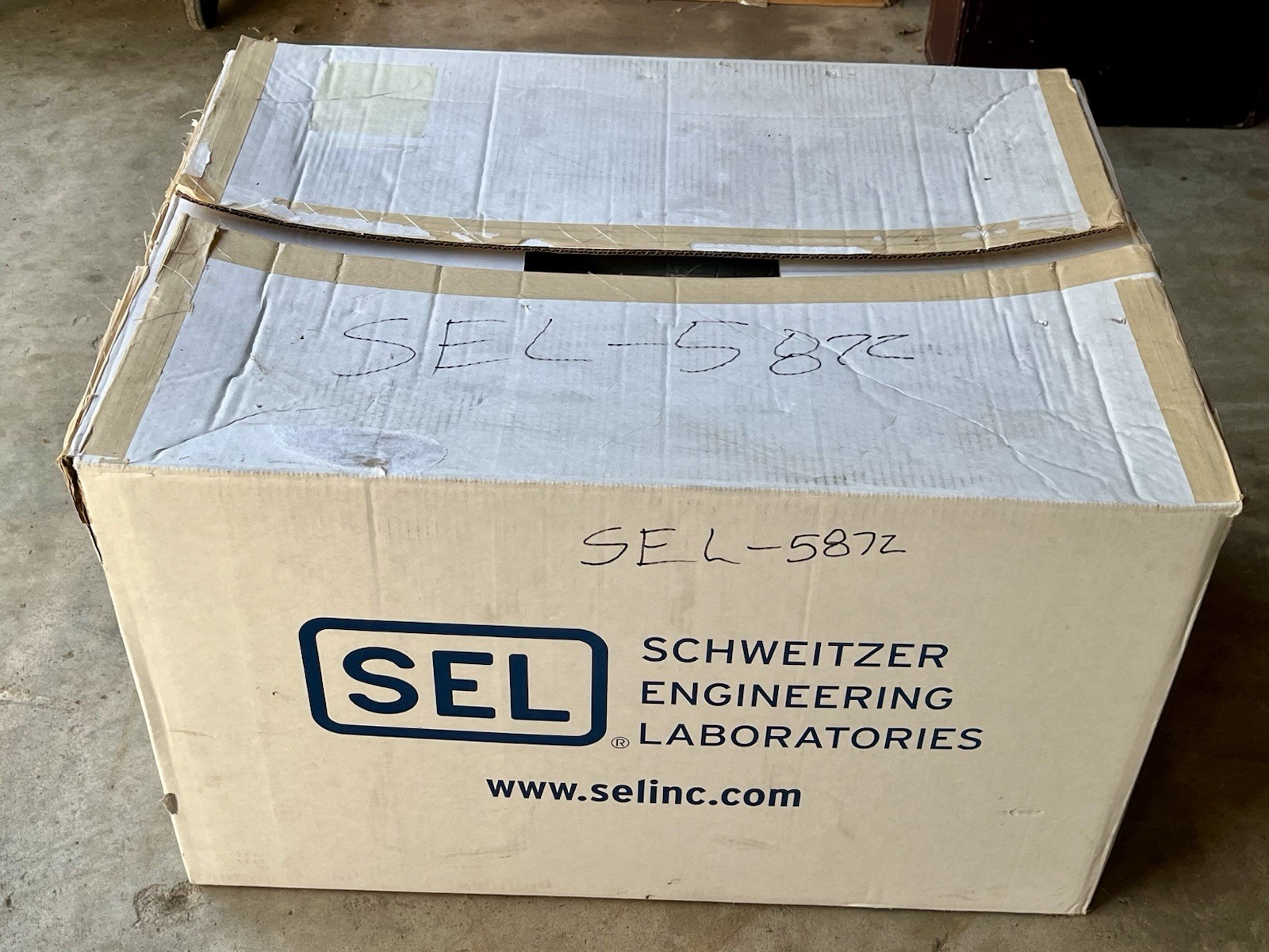 Schweitzer Engineering Laboratories SEL 587Z High Z Differential Relay ...