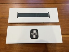  NEW Apple Watch SE Gen 2 40mm Starlight w/ Green Sport Loop