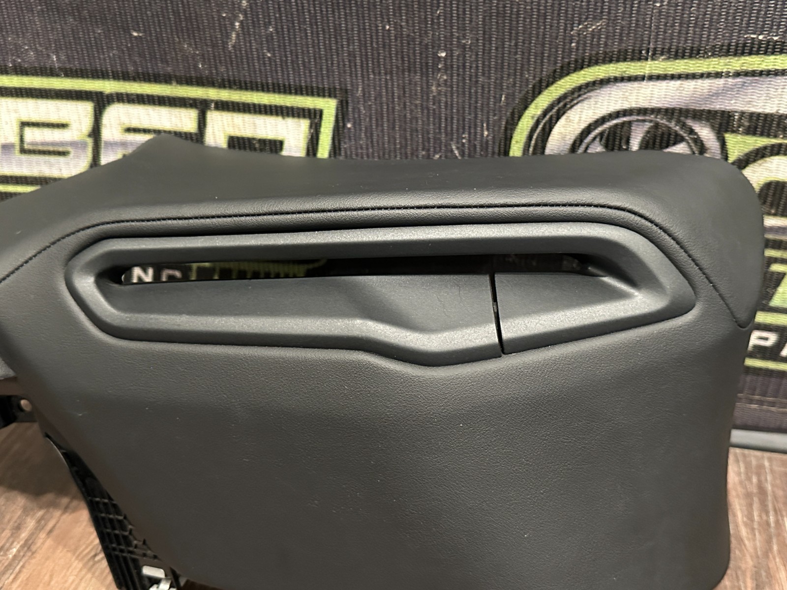 2018-2024 LAMBORGHINI URUS REAR LEFT UPPER C PILLAR TRIM OEM 4ML867263