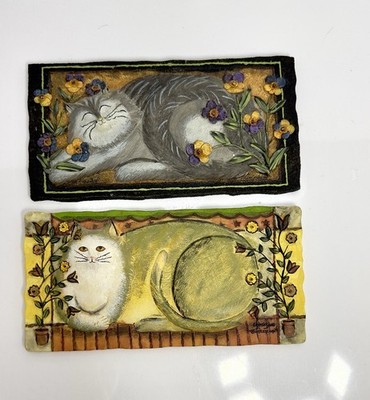 Set of 2 E. Smithson Cat Wall Plaques Folk Art Cats 3D - 8 x4'' Signed