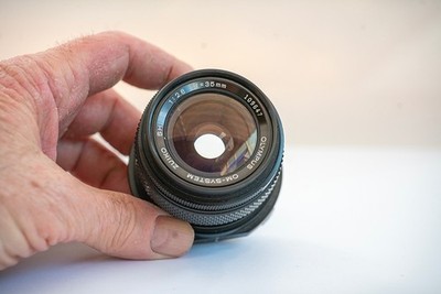 Olympus OM 35mm f2.8 Zuiko Shift Lens #238 | eBay
