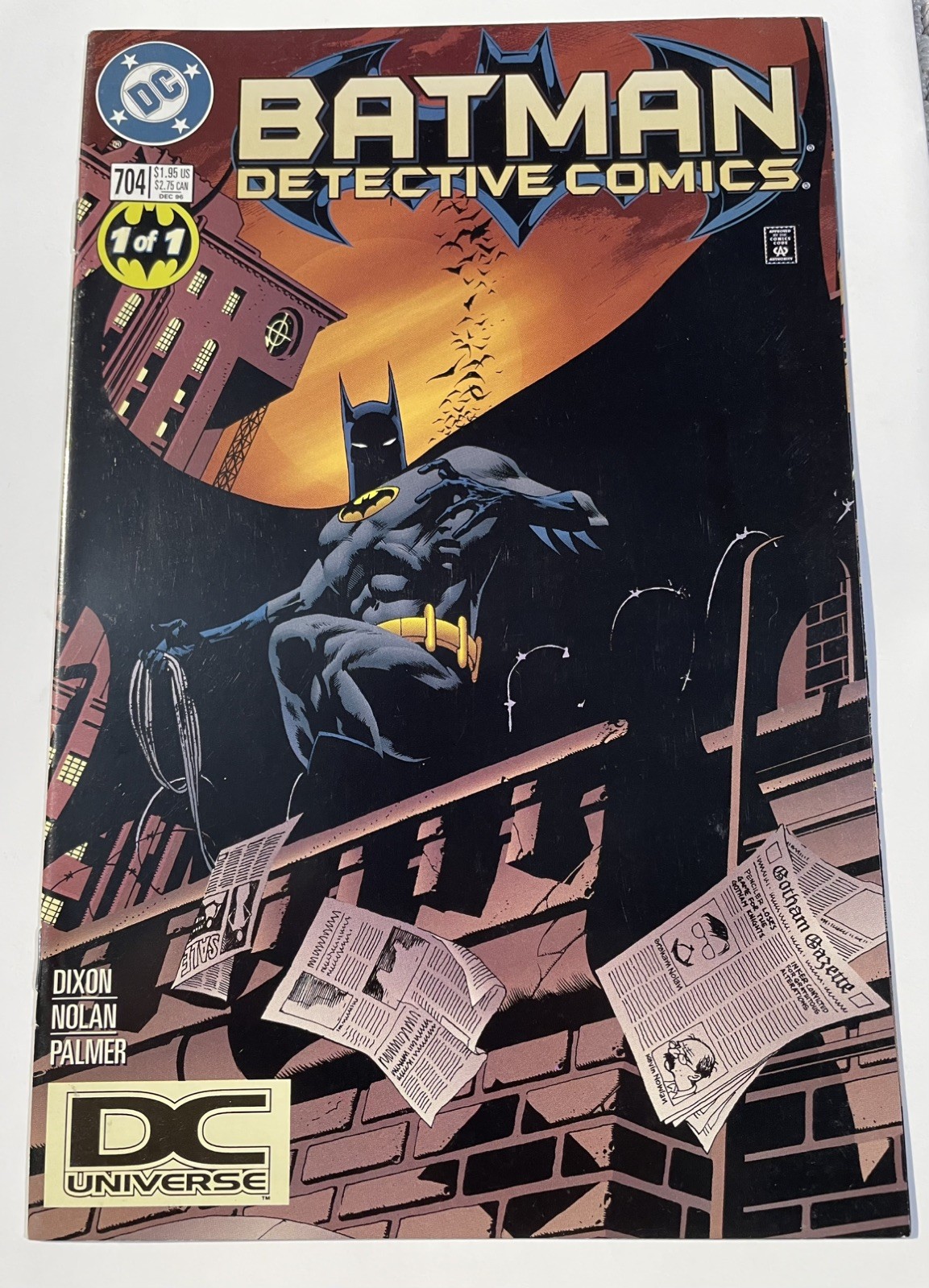 Detective Comics 704 - DC Universe Logo Variant - Batman - 1996 - VF Minus