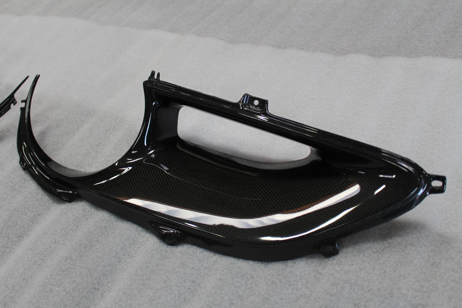 Ferrari 488, Carbon Fiber, Tail Light Surround Set, 1x1, New, RTUNED