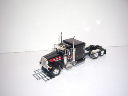 DCP FIRST GEAR 1/64 BLACK W/T RED & SILVER STRIPES PETERBILT 379 W/T 63" SLEEPER - Picture 2 of 6