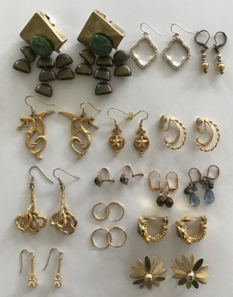Vtg Mixed Lot 15 Pair Mostly Gold Tone Earrings Wear or Repurpose