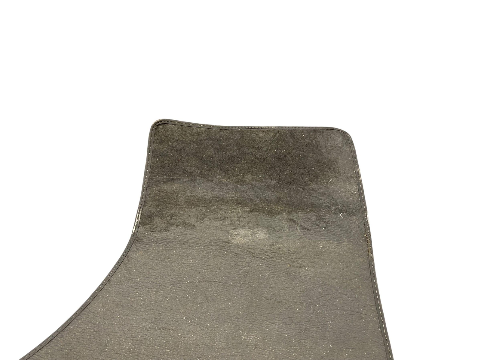 2008-2015 AUDI R8 FRONT RIGHT PASSENGER FLOOR CARPET MAT BLACK *STAIN* OEM
