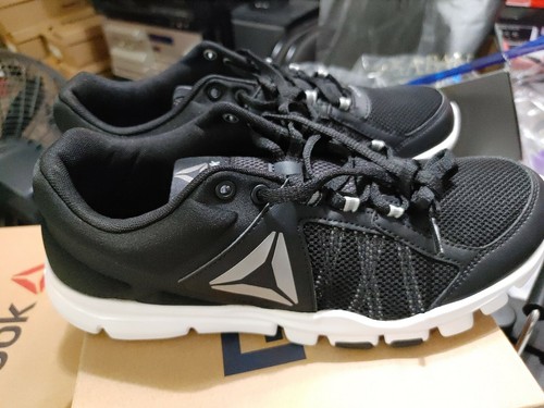 NEW Authentic Mens Reebok Yourflex 