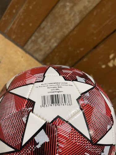Balón de fútbol UEFA Champions League producto con licencia oficial - Imagen 9 de 12