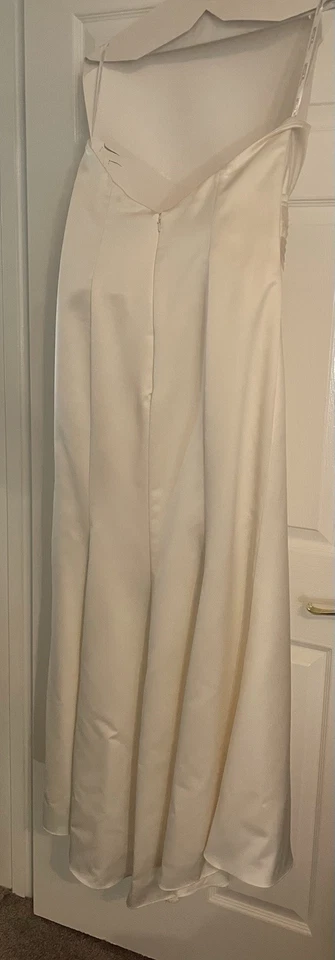 Wedding Dress - Image 2 of 4