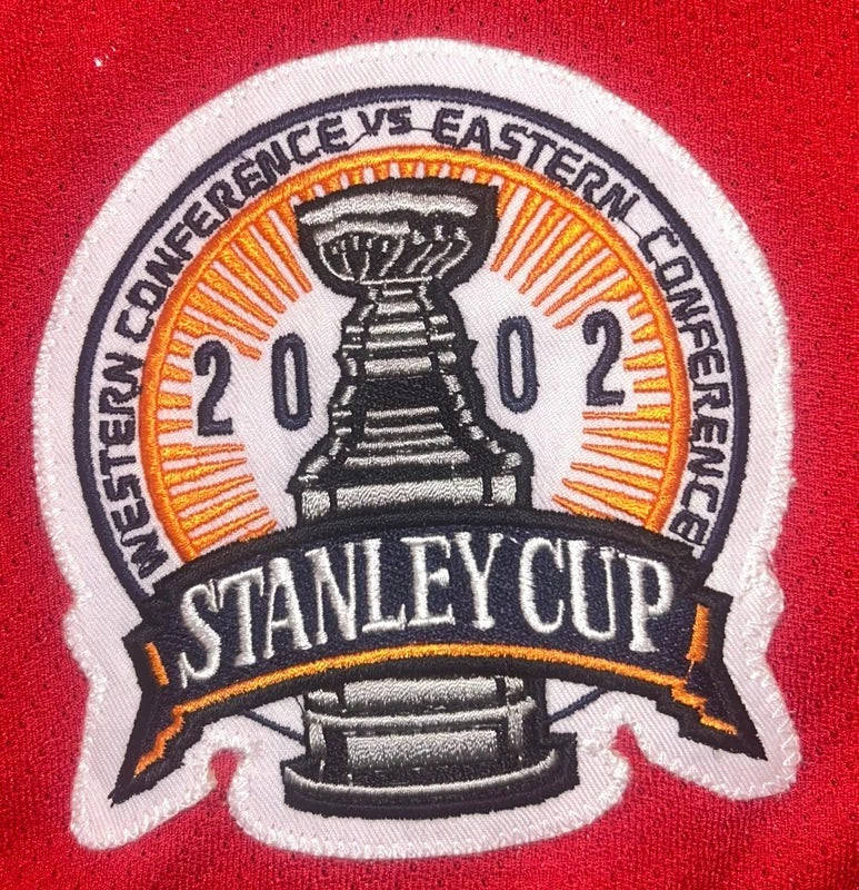Steve Yzerman Red Wings #19 CCM 2002 Stanley Cup Finals Jersey 2XL - Image 3 of 4
