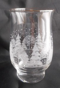 Arby’s Promotional Glass Tumbler Winter Scene Christmas Etched Snow & Trees 5.5"