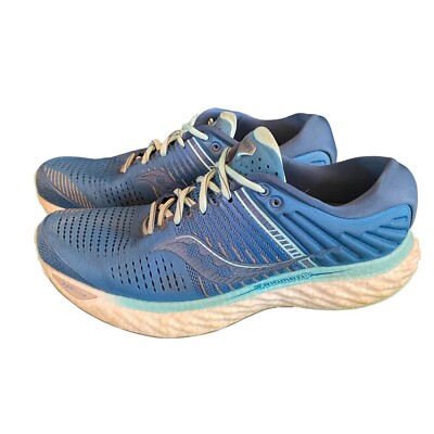Saucony Triumph 17 Running Shoe Womens S10546