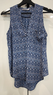 Lush Women s Sleeveless Tunic Size S Color Blue Blouse Top