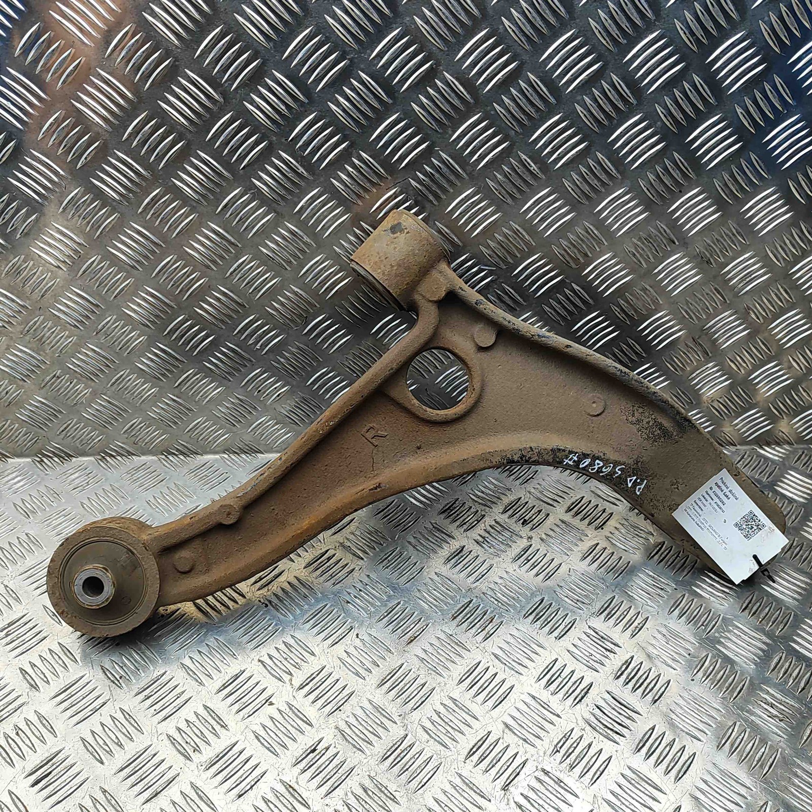 Opel Movano B Furgon wishbone front right lower 93197215 2.3 diesel 32695292