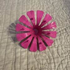 NEW Tupperware Cake Divider Slice Guide 12 Even Pieces Flower Pie Tool Pink