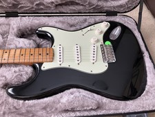 Fender Vintera II Limited Edition Road Worn L...