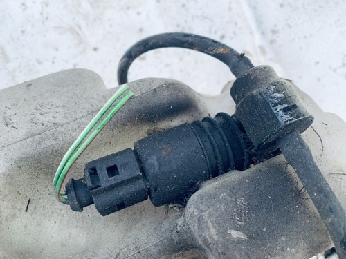 Waschwasserpumpe, Scheibenreinigung  Volkswagen Golf DE1224587-77