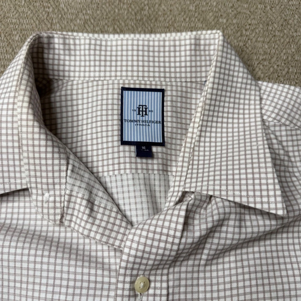 Camisa de vestir Tommy Hilfiger a cuadros manga larga con botones talla 16 Foto 2 de 4