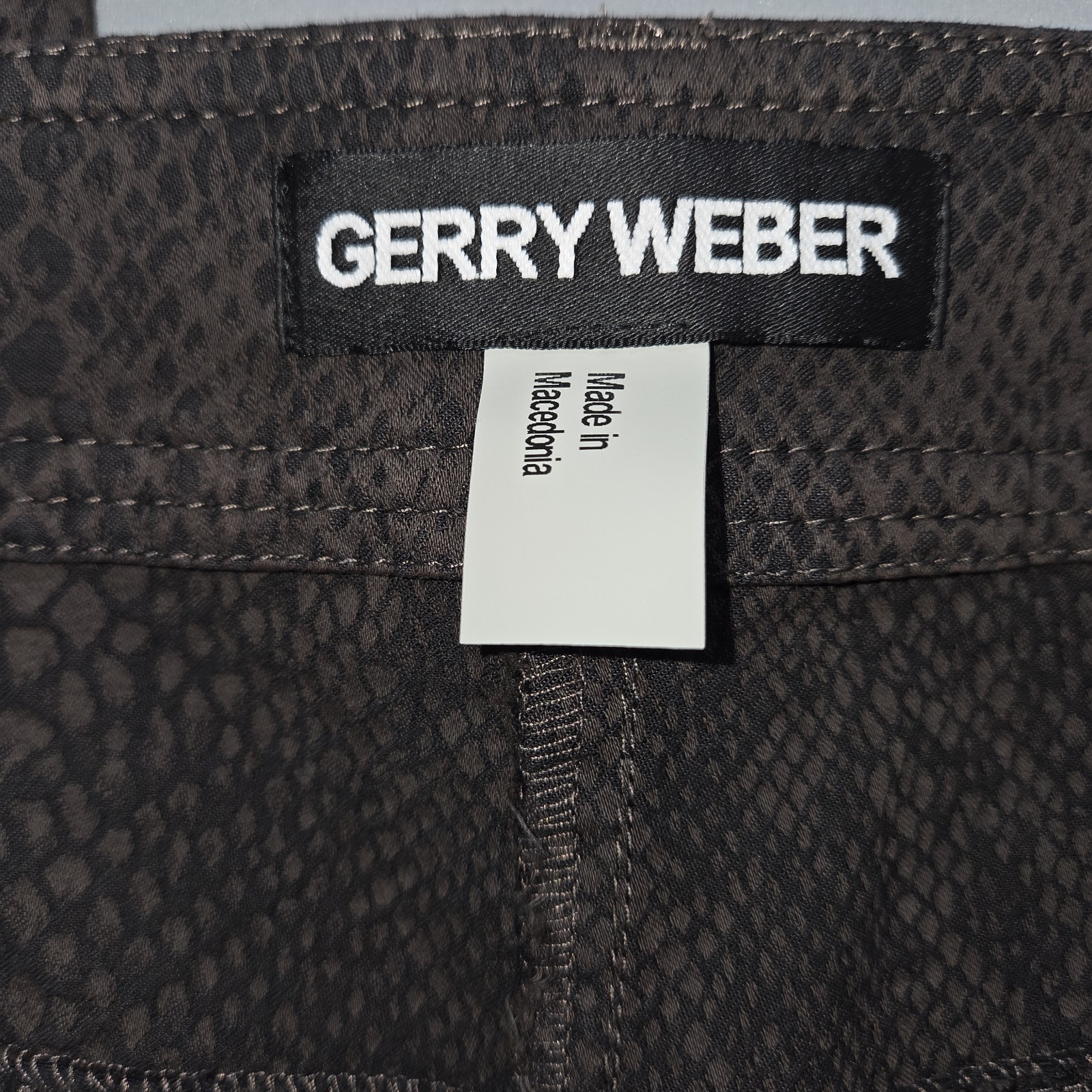 Gerry Weber Brown Python Snake Print Pants Cotton… - image 7