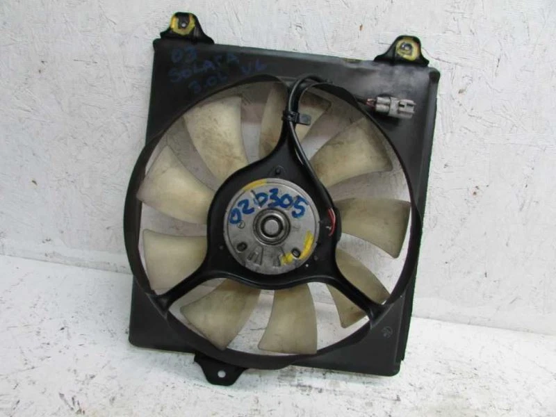 Cubierta de la hoja del ventilador del ventilador del radiador del radiador del motor del radiador del motor del motor de Toyota Solara 1999-2003 Foto 4 de 4