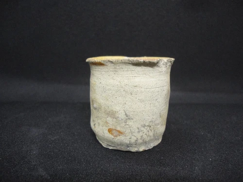 Antique circa 1675-1700 1.5"x1.5" inch Medicine Jar Pot