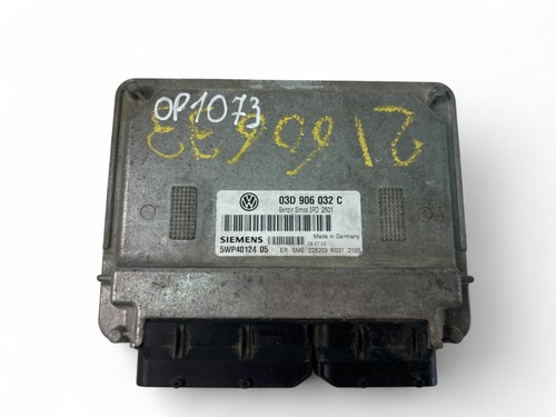 VW POLO 9N Motorsteuergerät ECU 03D906032C 2004 31224804