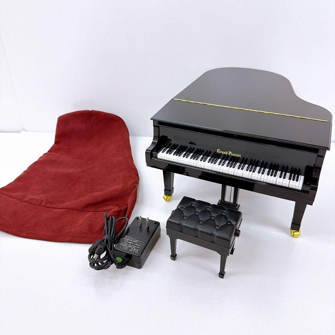 SEGA TOYS Grand Pianist Miniature Black Grand Piano Used Excellent