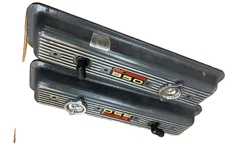 OMC Cobra 913336 Valve Cover Aluminum 350 V* GM Small Block Engines, 1 Set