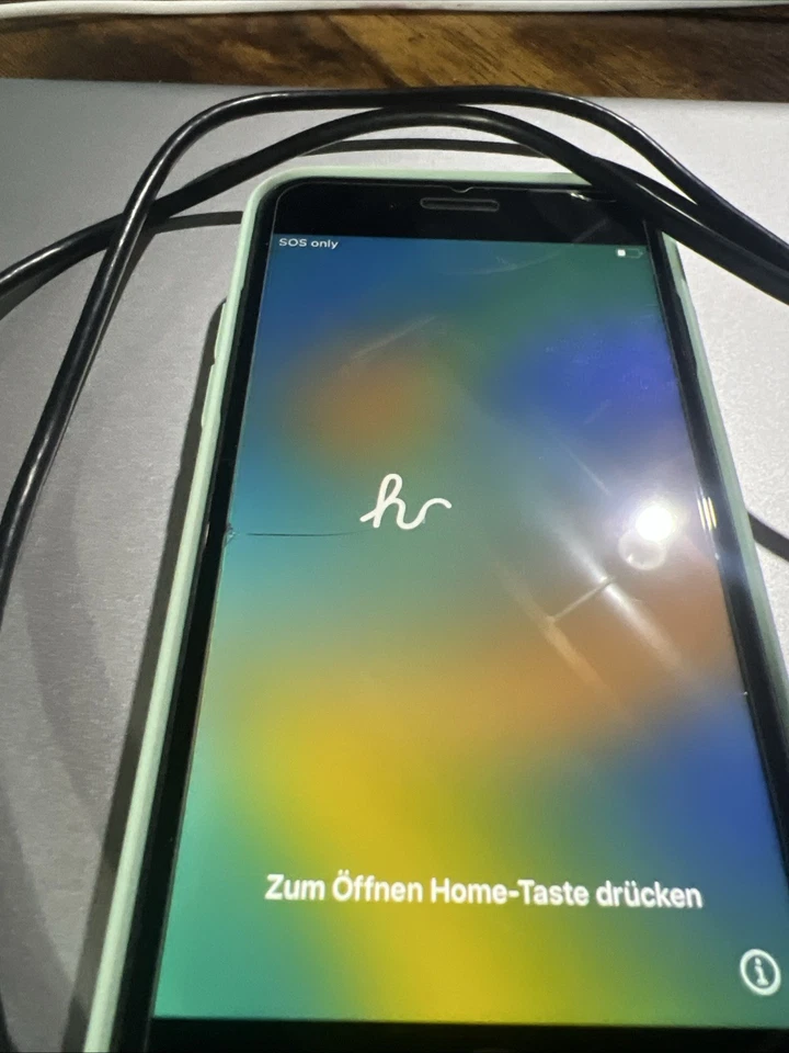 Apple iPhone 8 - (Great Condition) - Unlocked, AT&T, T-Mobile, Verizon - Image 4 of 4