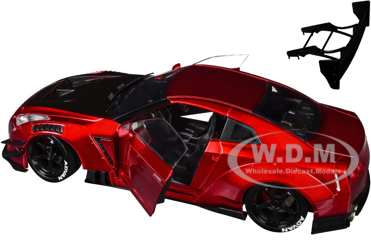 NISSAN GT-R (R35) LIBERTY WALK 2.0 RHD RED 1/18 DIECAST MODEL BY