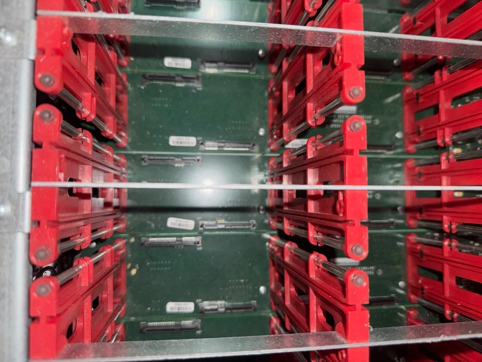 Nexsan SataBeast 2 Diskless 84TB Max Sata Storage Array Raid 4U Rack G00-00000AR - Image 4 of 4