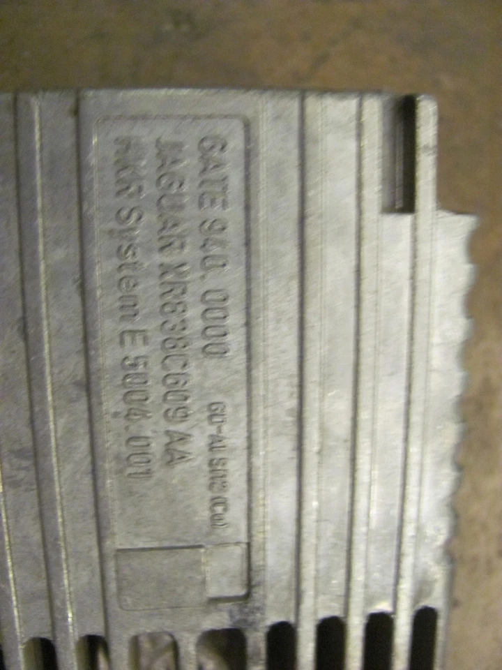 Relé ventilador refrigeración Jaguar 1999 2000 2001 2002 tipo S XR838C609AA Foto 3 de 3