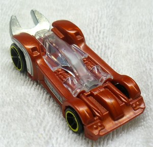 64 Rust Diecast Tooligan Car-R0917 