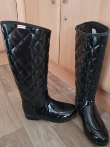black gloss hunter wellies size 5