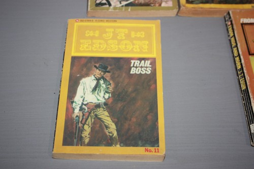 5 x J. T. Edson Cowboy Western Novels Small Paperback Books Vintage lot4 - Foto 2 di 12