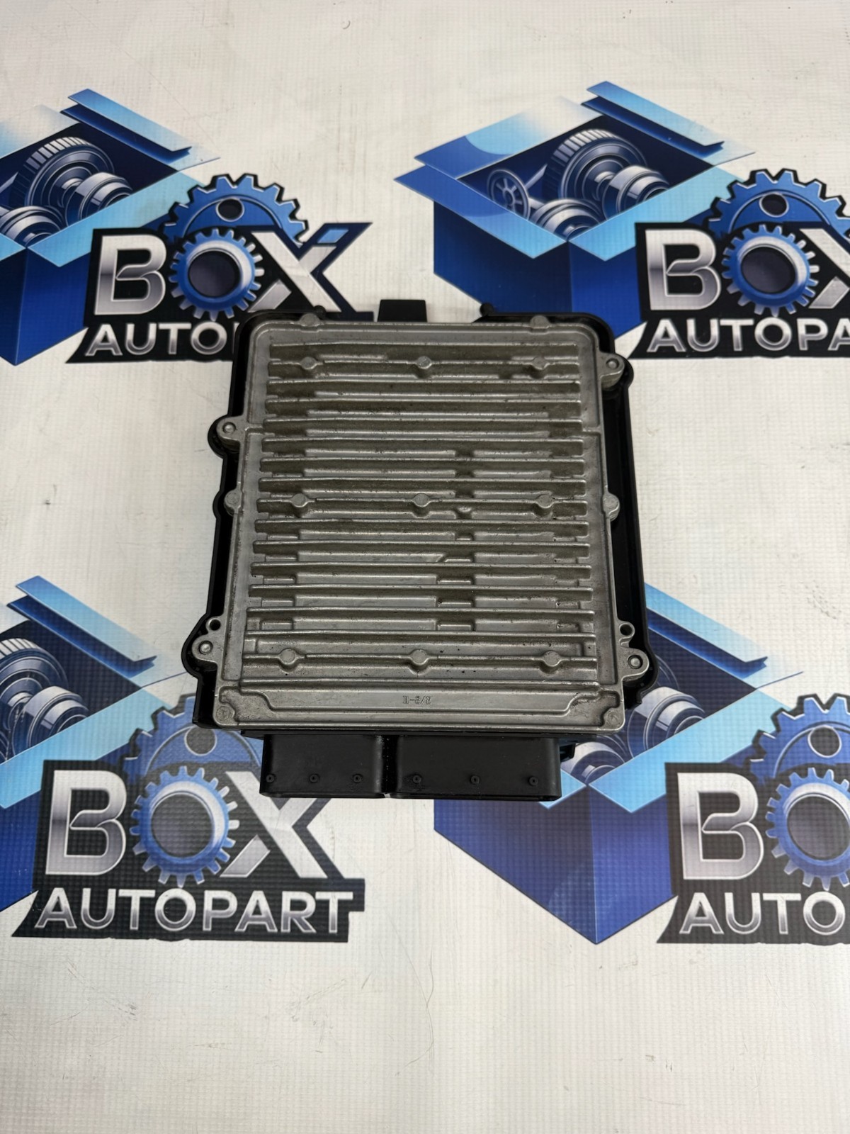 14-17 Mercedes W207 E550 E350 ECU ECM Engine Computer Control Module A2761500276
