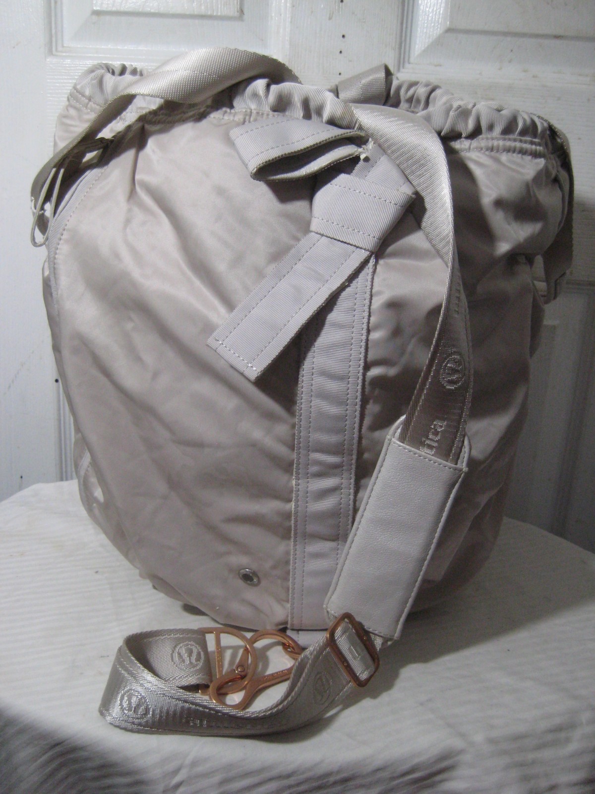 LuluLemon Grey Nylon Extra Large drawstring Gym, … - image 4