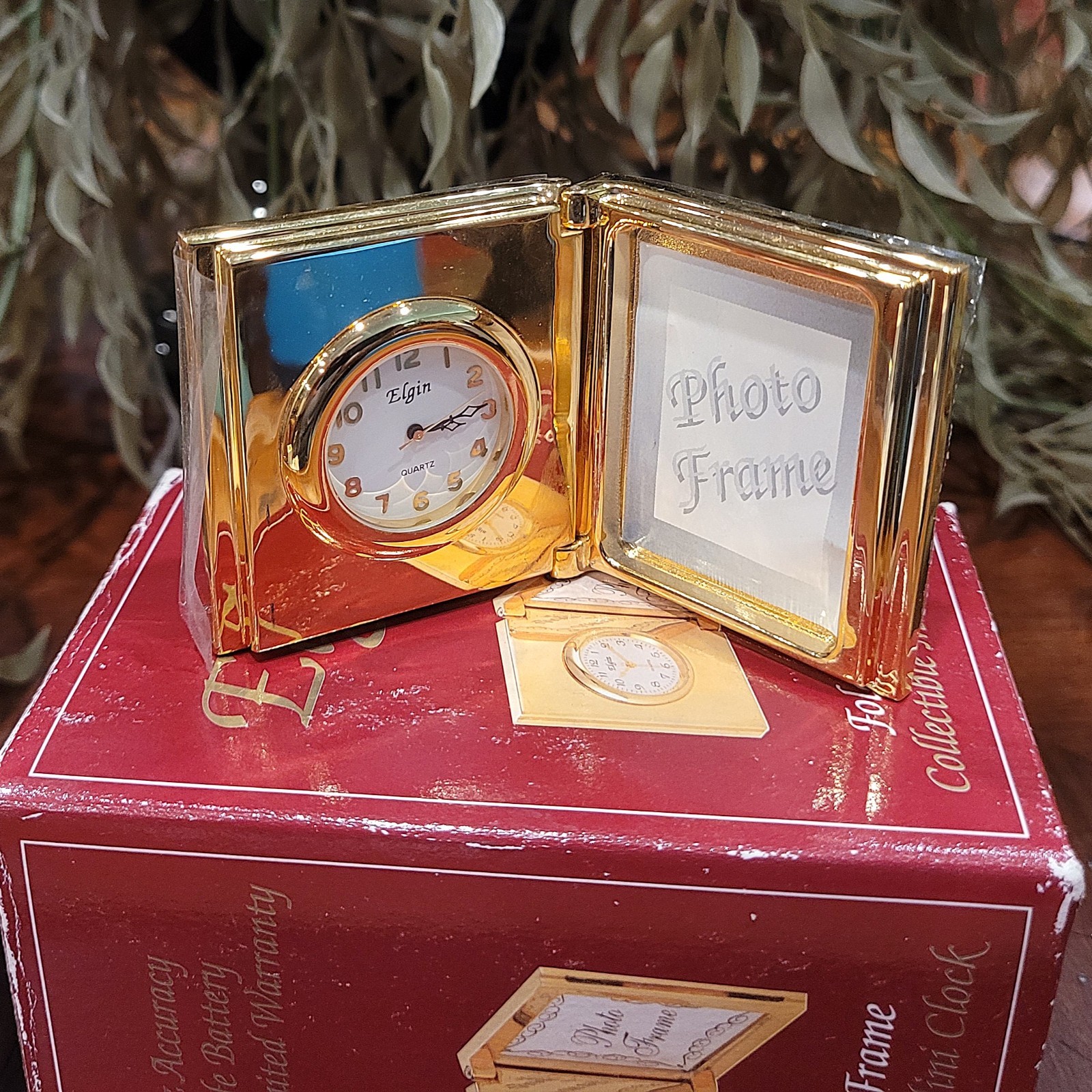 New Vintage Elgin Miniature Clock