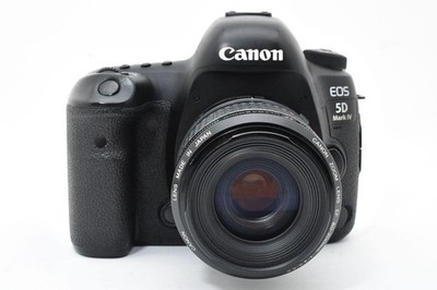 Canon EOS 5D Mark IV Digital SLR Camera with EF 80-200mm Lens