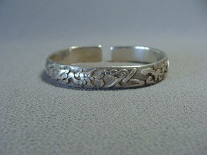 Antique Chinese Export Silver Hand Chased & Engraved Signed Split Bracelet