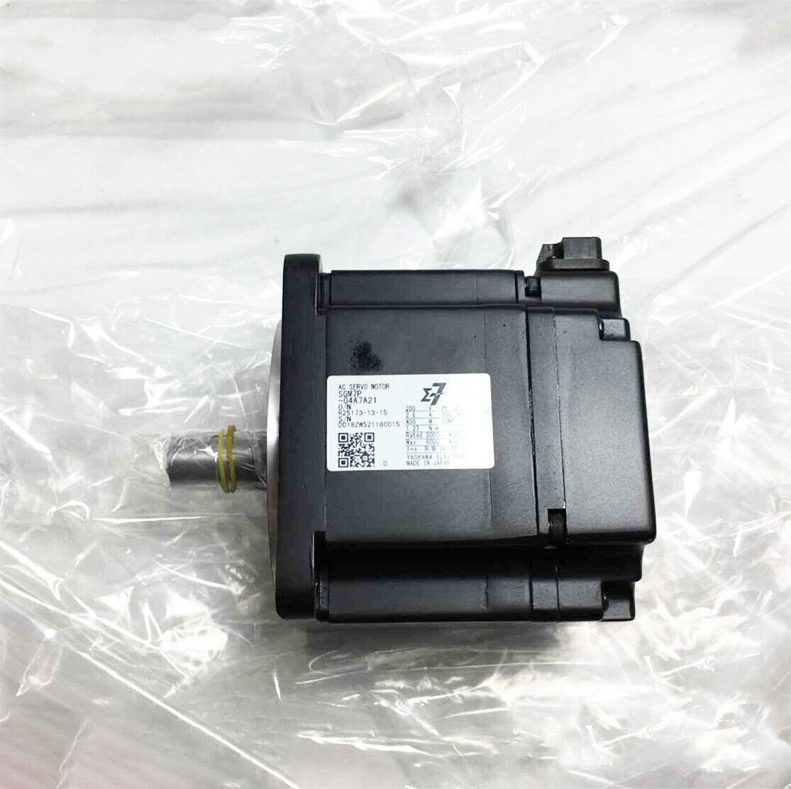 1PC New Yaskawa SGM7P-04A7A21 Servo Motor SGM7P04A7A21 Via