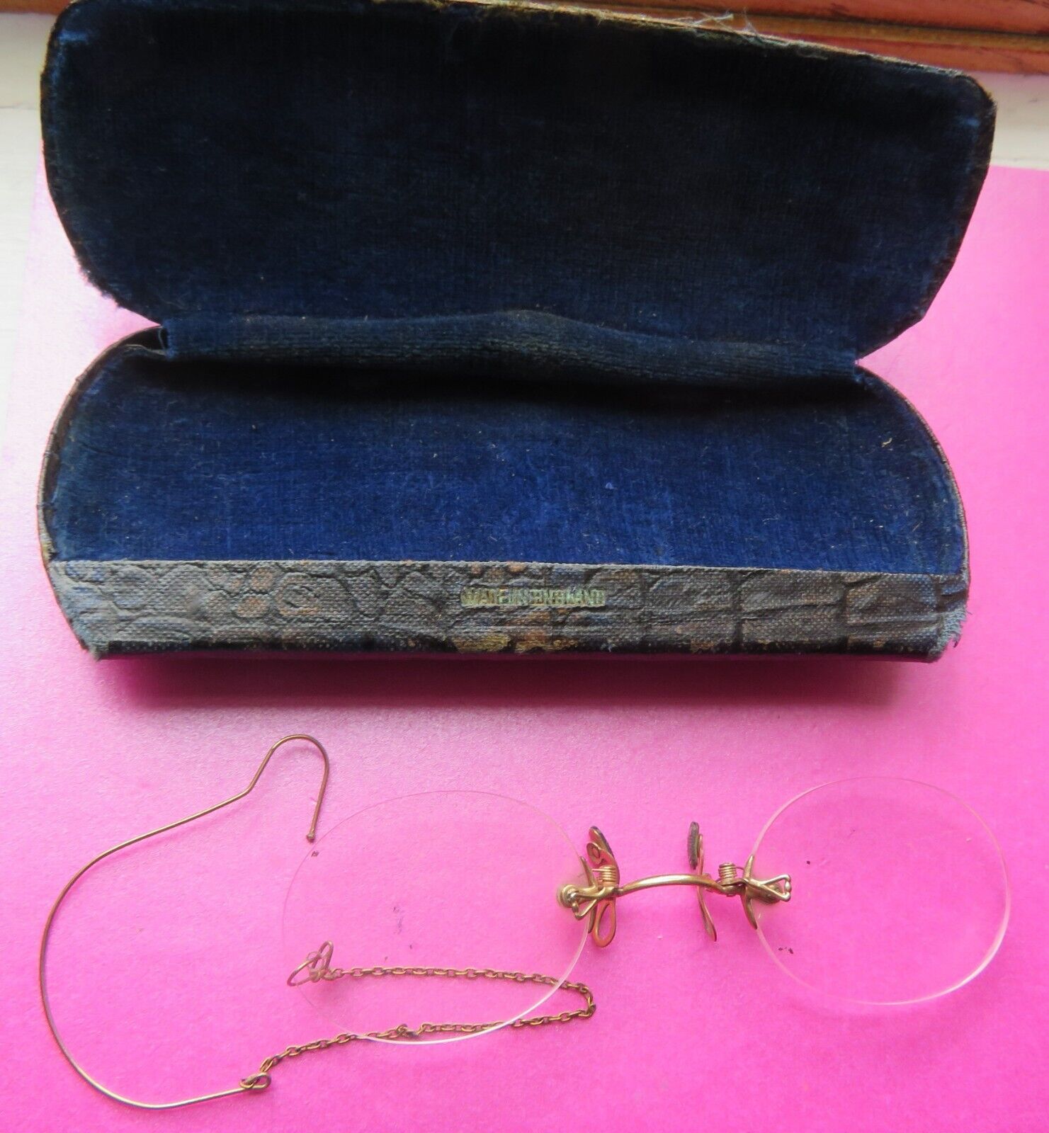 ANTIQUE PINCE NEZ SPRUNG HOOK ARCH eBay CHAIN,CASED GLASSES,WITH NOSE EYE EAR | ON