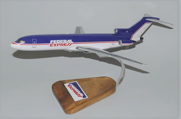 1/400 747-200F 「フェデラルエクスプレス」 51u98F9lWRL._UF350,350_QL80_.jpg