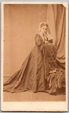 ANTIQUE CIRCA 1860S CDV WM. KLAUSER LADY IN DRESS NEW YORK