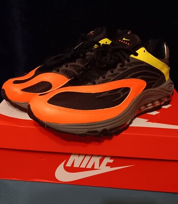 air tuned max on feet