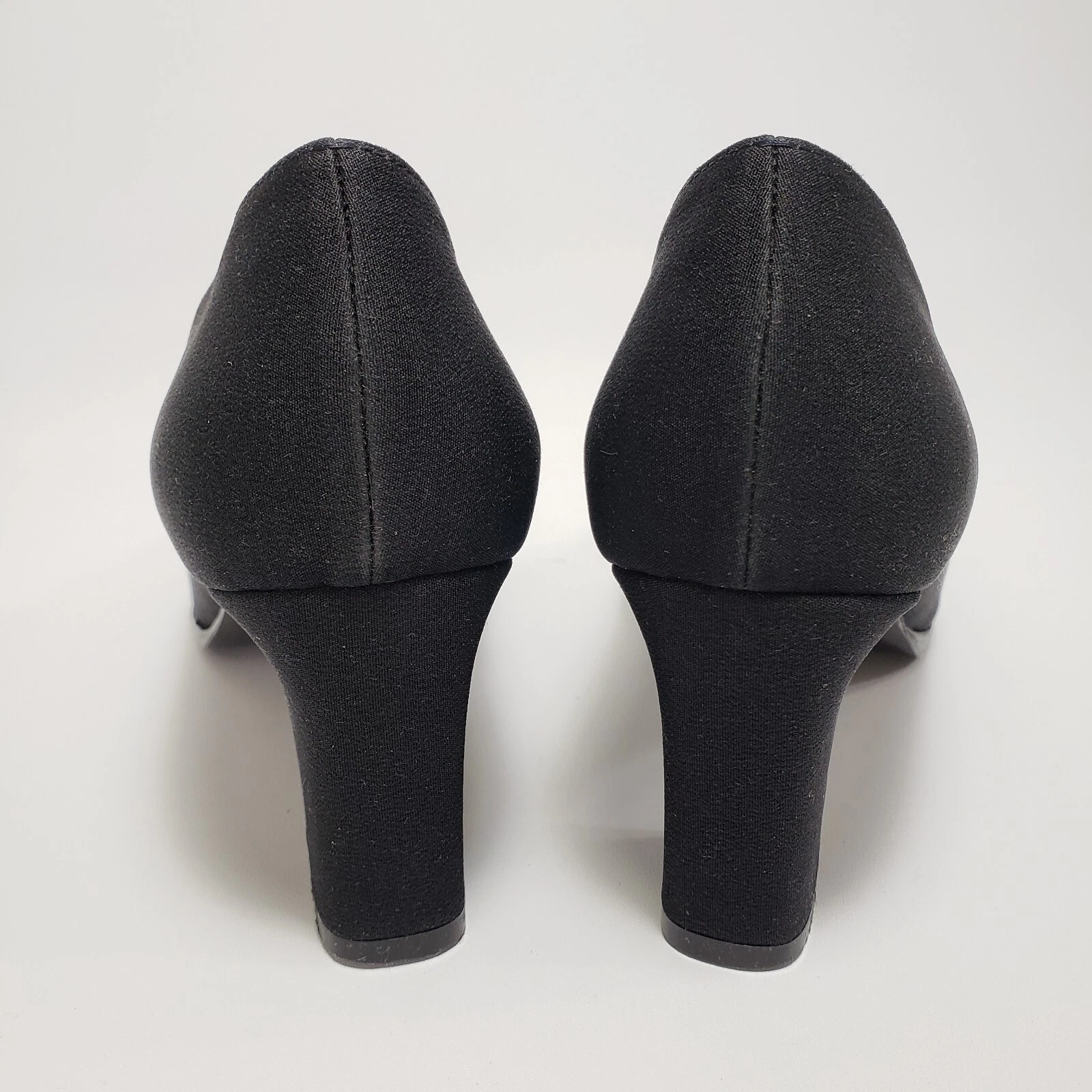 SAINT LAURENT (YSL) Scarpe decolte sintetiche nere da donna Yves Saint Laurent taglia 7M