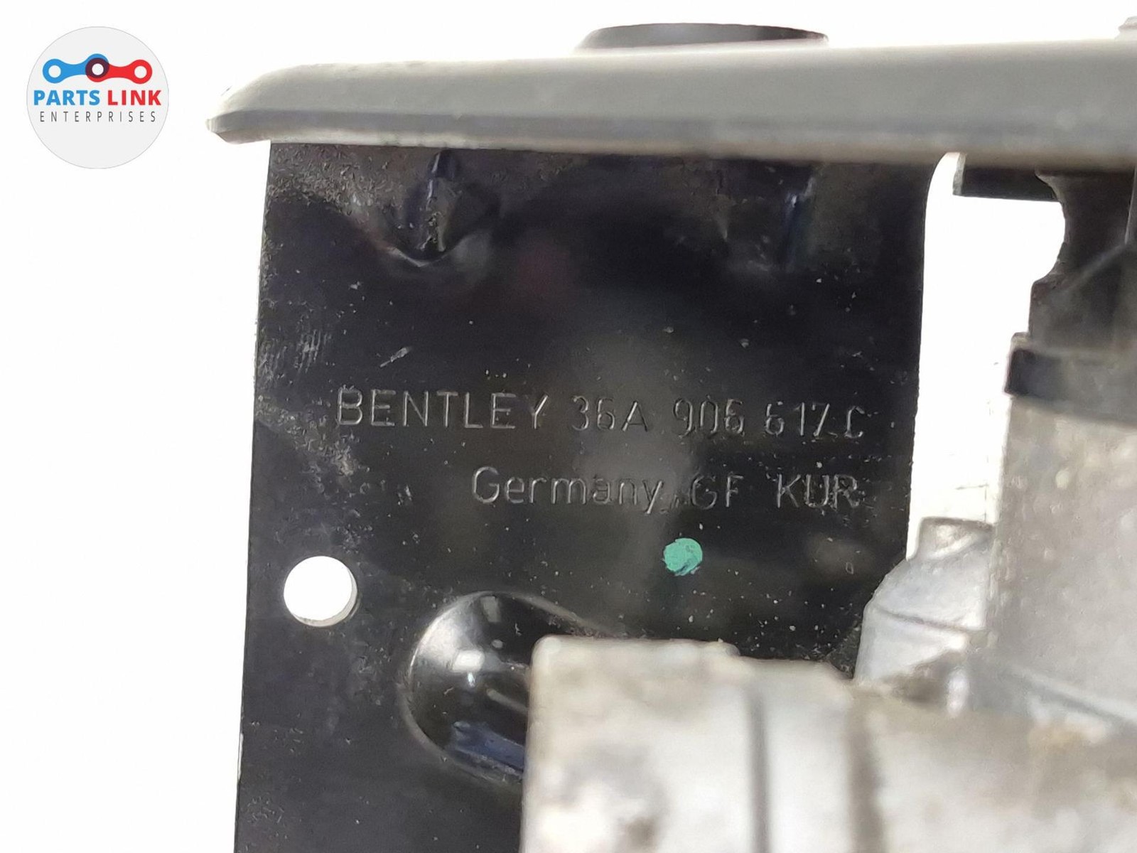 2016-20 BENTLEY BENTAYGA LEFT AUX WATER ENGINE MOTOR COOLANT PUMP 6.0L W12 636
