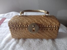 Vintage wicker handbag, golden color, excellent used condition. See description