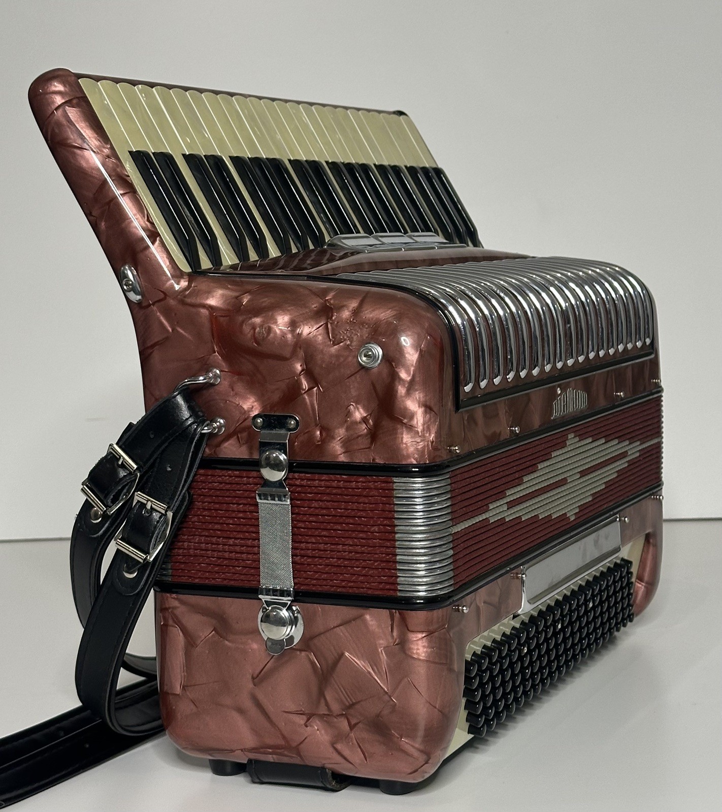 Pearl Maroon Morbidoni Diamond Piano Accordion LM (41key/120Bass) Italy Hardcase